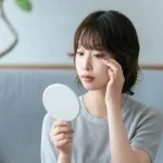 まぶたはなぜ老けやすい？老けて見える原因と気になる症状を解消するケア方法